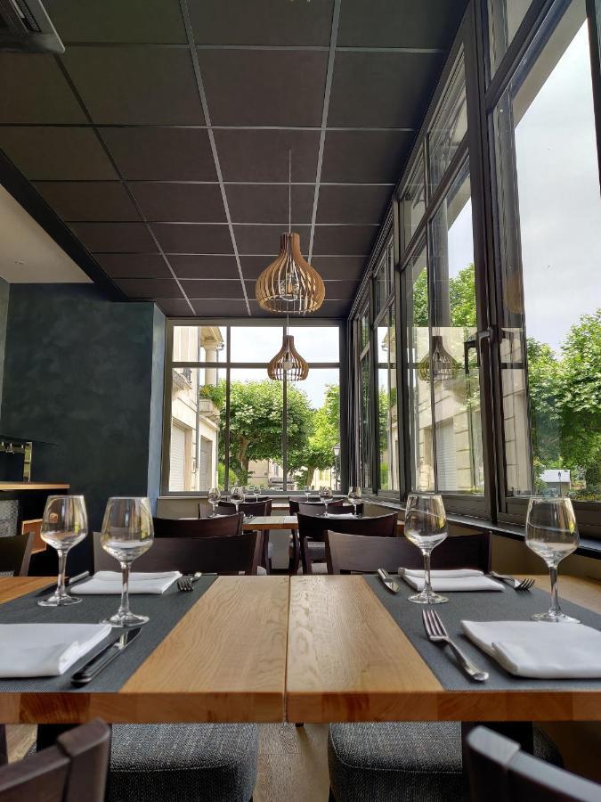 Logis Hotel Restaurant De France Saint-Geniez-d'Olt Ngoại thất bức ảnh