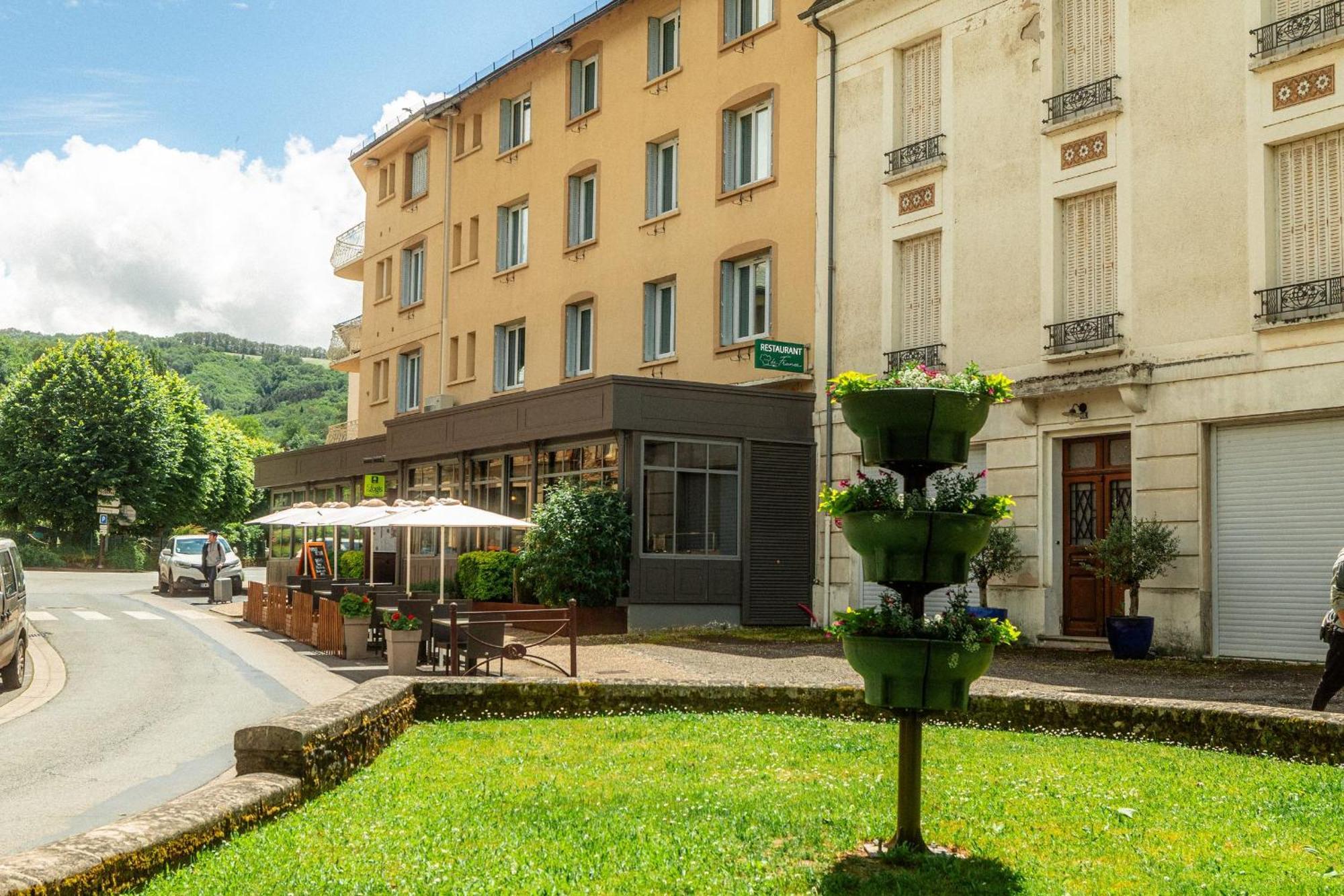 Logis Hotel Restaurant De France Saint-Geniez-d'Olt Ngoại thất bức ảnh