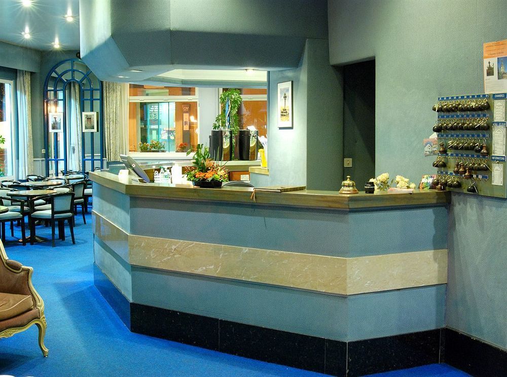 Logis Hotel Restaurant De France Saint-Geniez-d'Olt Ngoại thất bức ảnh