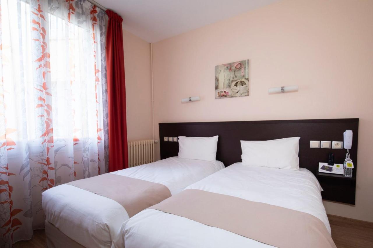 Logis Hotel Restaurant De France Saint-Geniez-d'Olt Ngoại thất bức ảnh